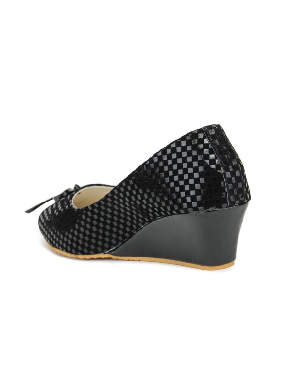 footwear 2.3